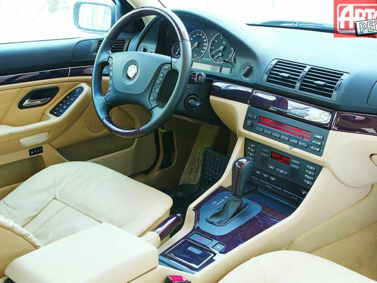 25 0 7 2000. BMW 525i салон. BMW 520 e39 салон. БМВ 520 2002 салон. BMW 5 e38 салон.