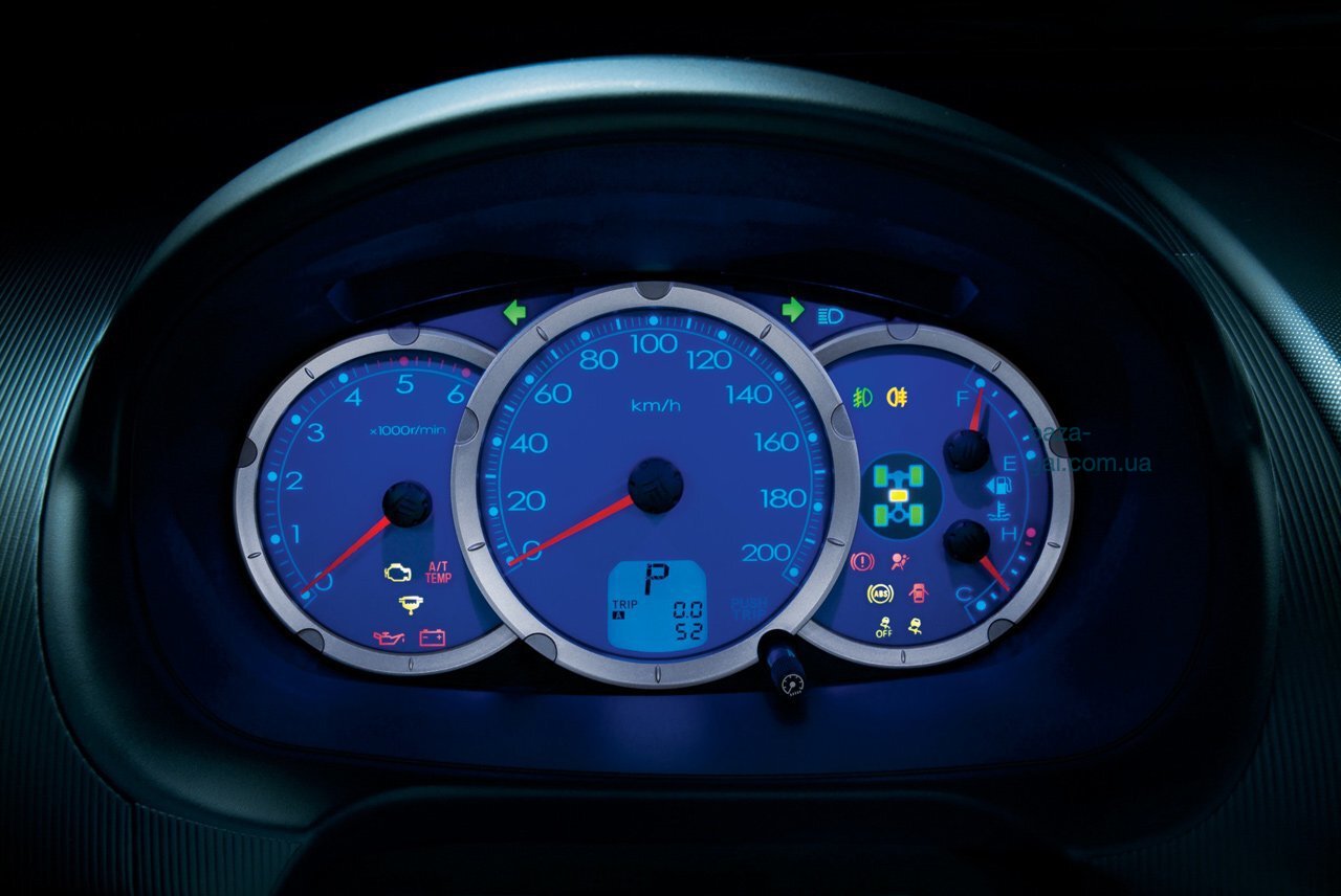 щиток приборов мицубиси л 200. щиток приборов mitsubishi l200. приборная панель митсубиси л200. приборная панель мицубиси л200. панель приборов митсубиси л200.