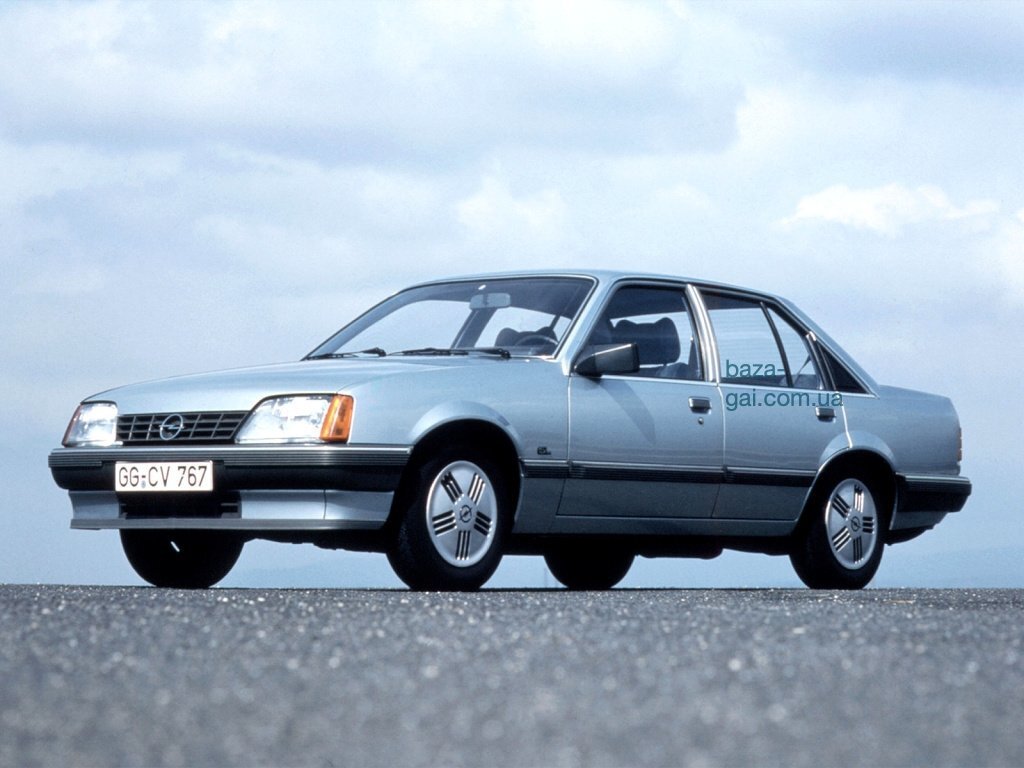 Opel Rekord: фото. База ГАИ 2024