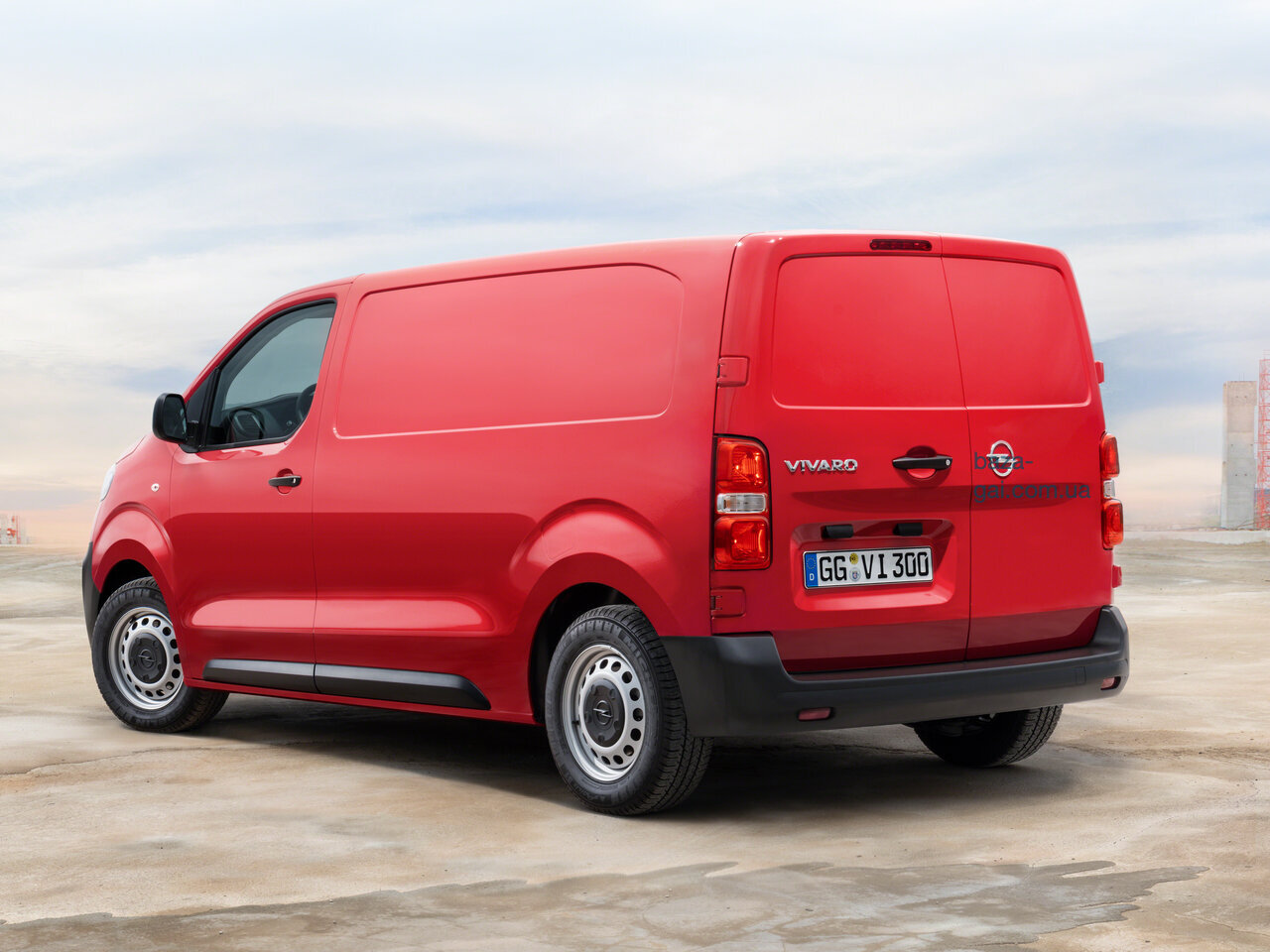 Opel Vivaro: фото. База ГАИ 2024