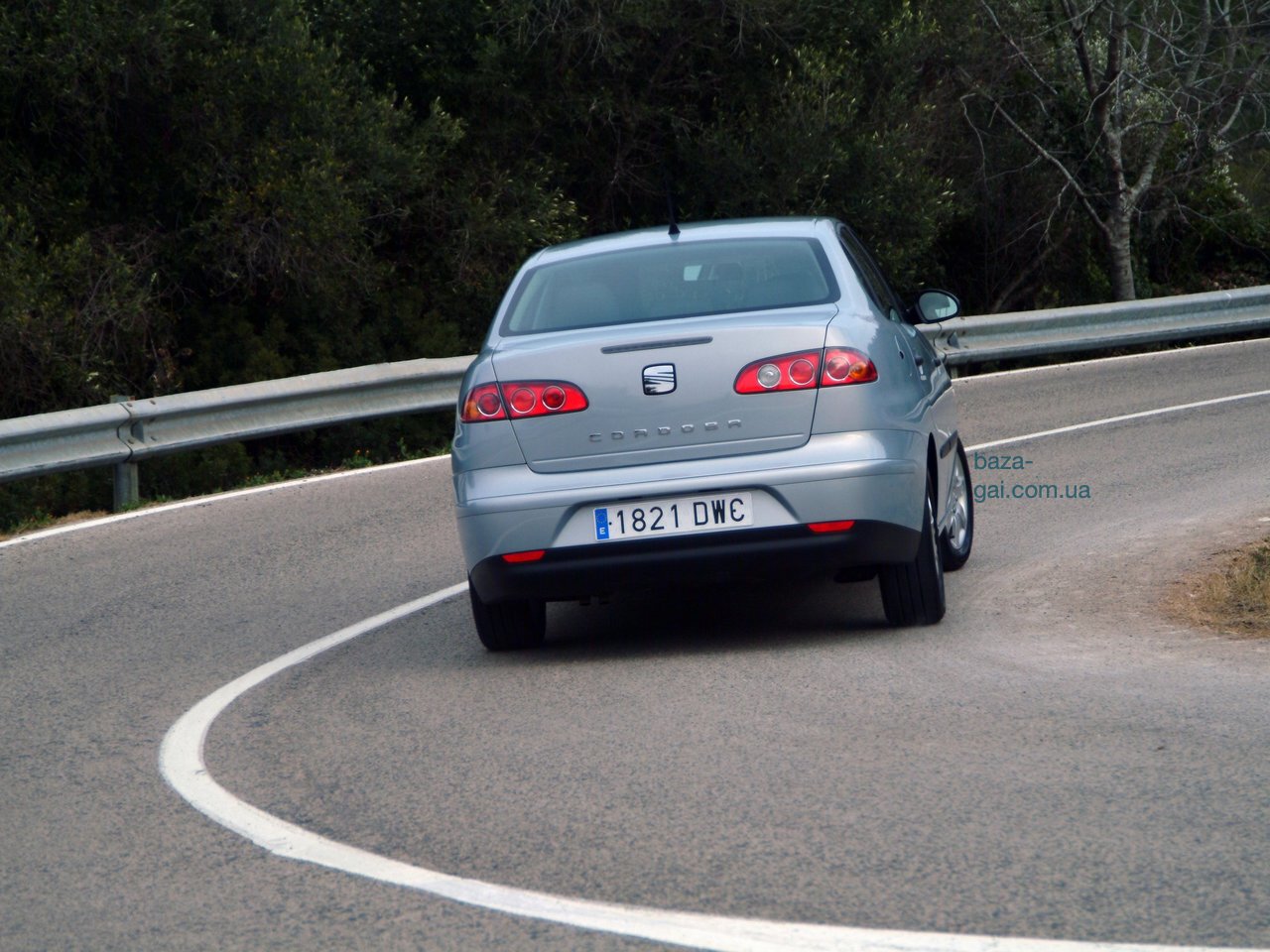 Seat Cordoba: фото. База ГАИ 2024